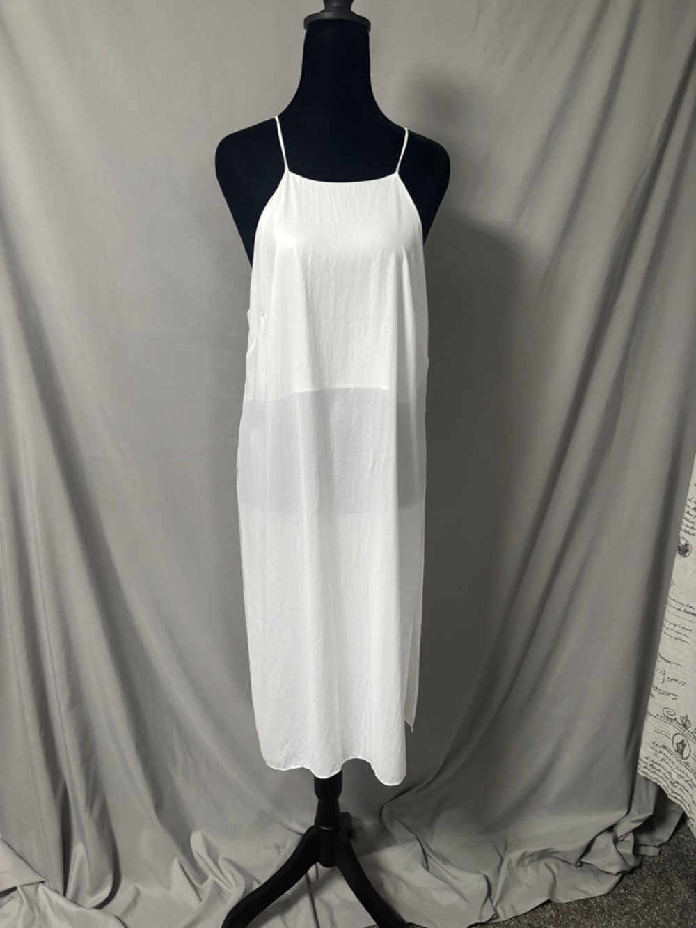 Lush Woman White Mesh Cover